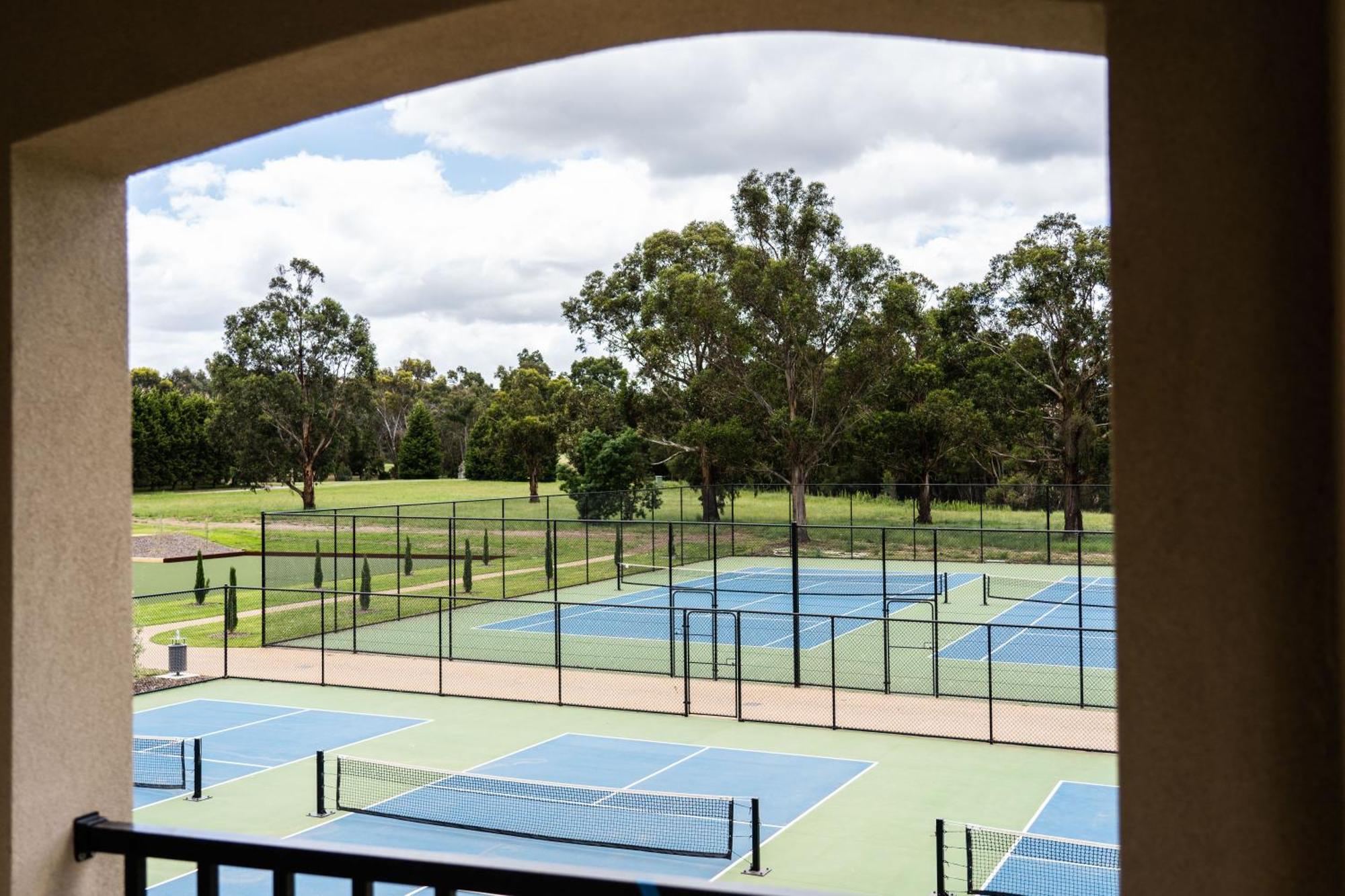 Hidden Valley Resort Wallan Esterno foto