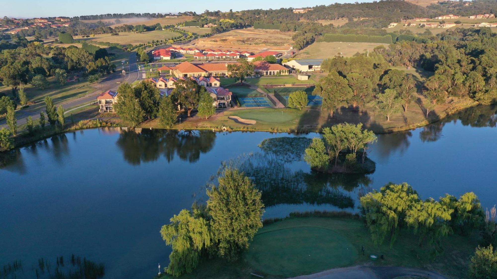 Hidden Valley Resort Wallan Esterno foto